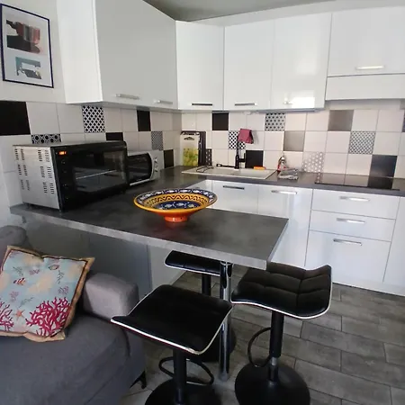 Maisonnette N 43 La Tortue Hébergement de vacances